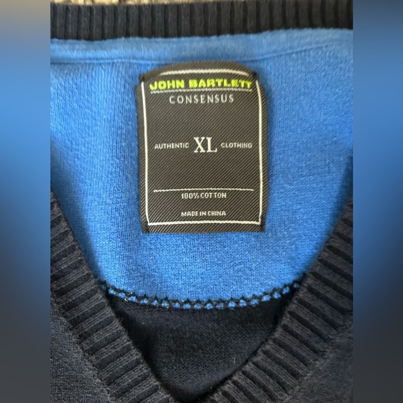 John Bartlett 100% cotton blue v-neck lightweight sweater size XL - Picture 2 of 7
